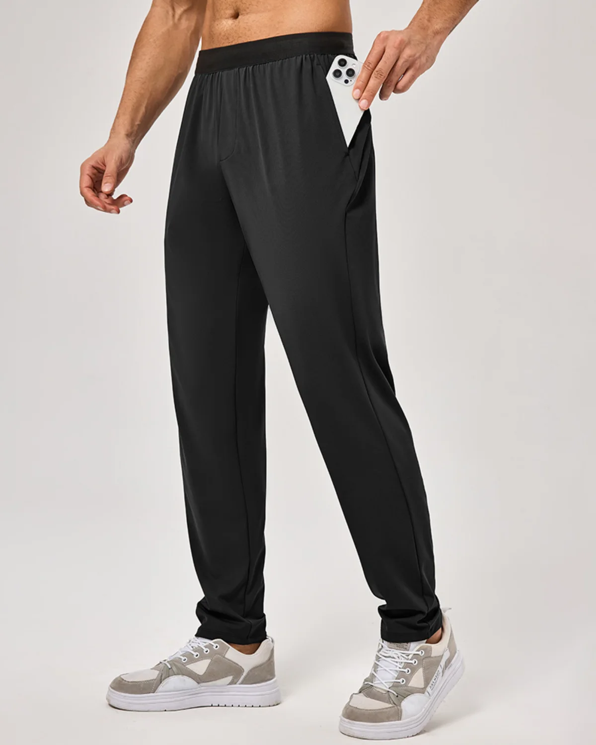 Men's Training Joggers MP47 in Black