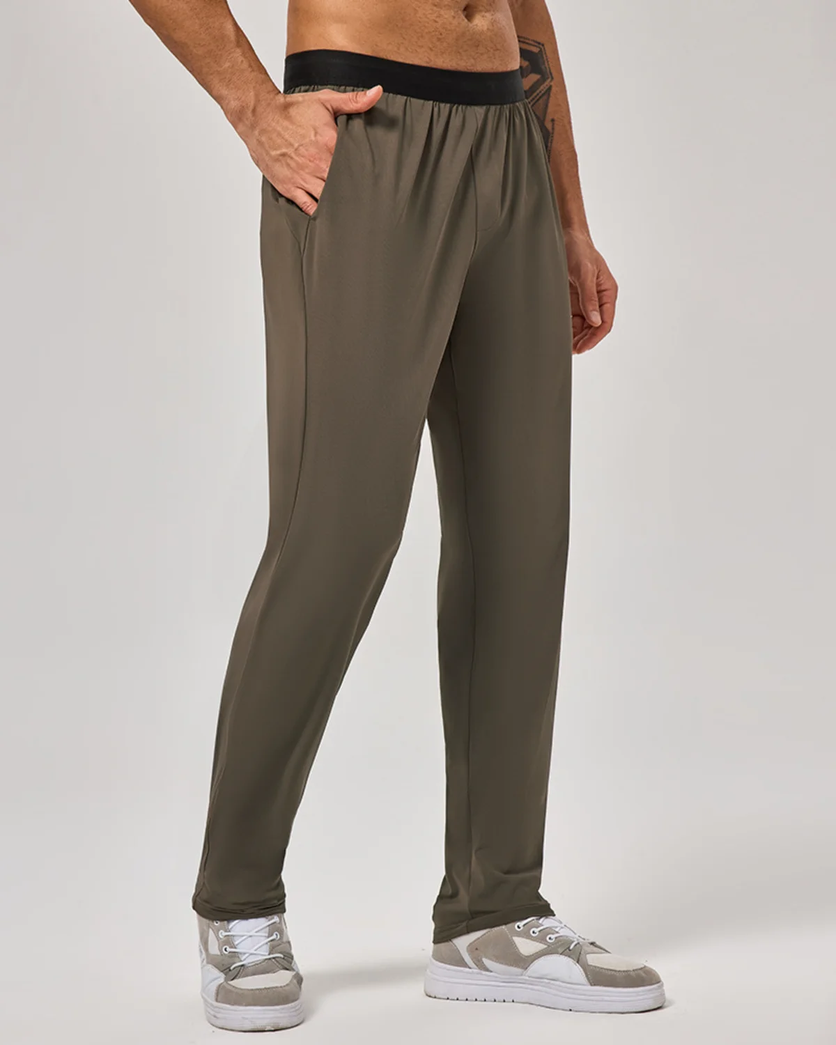 Men's Training Joggers MP47 in Dark Brown