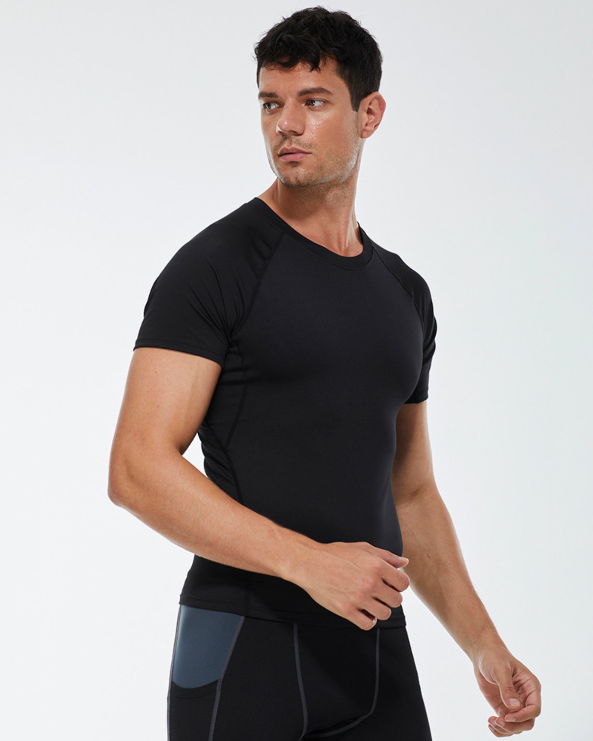 Men's Training T-Shirt MT13 in Black