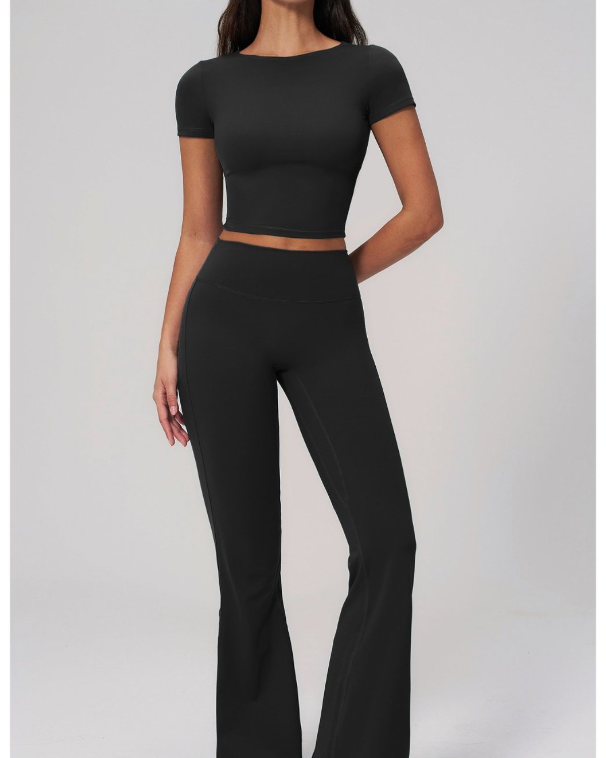 Women's Cut-and-Sew Yoga Set NS02-2 in Black