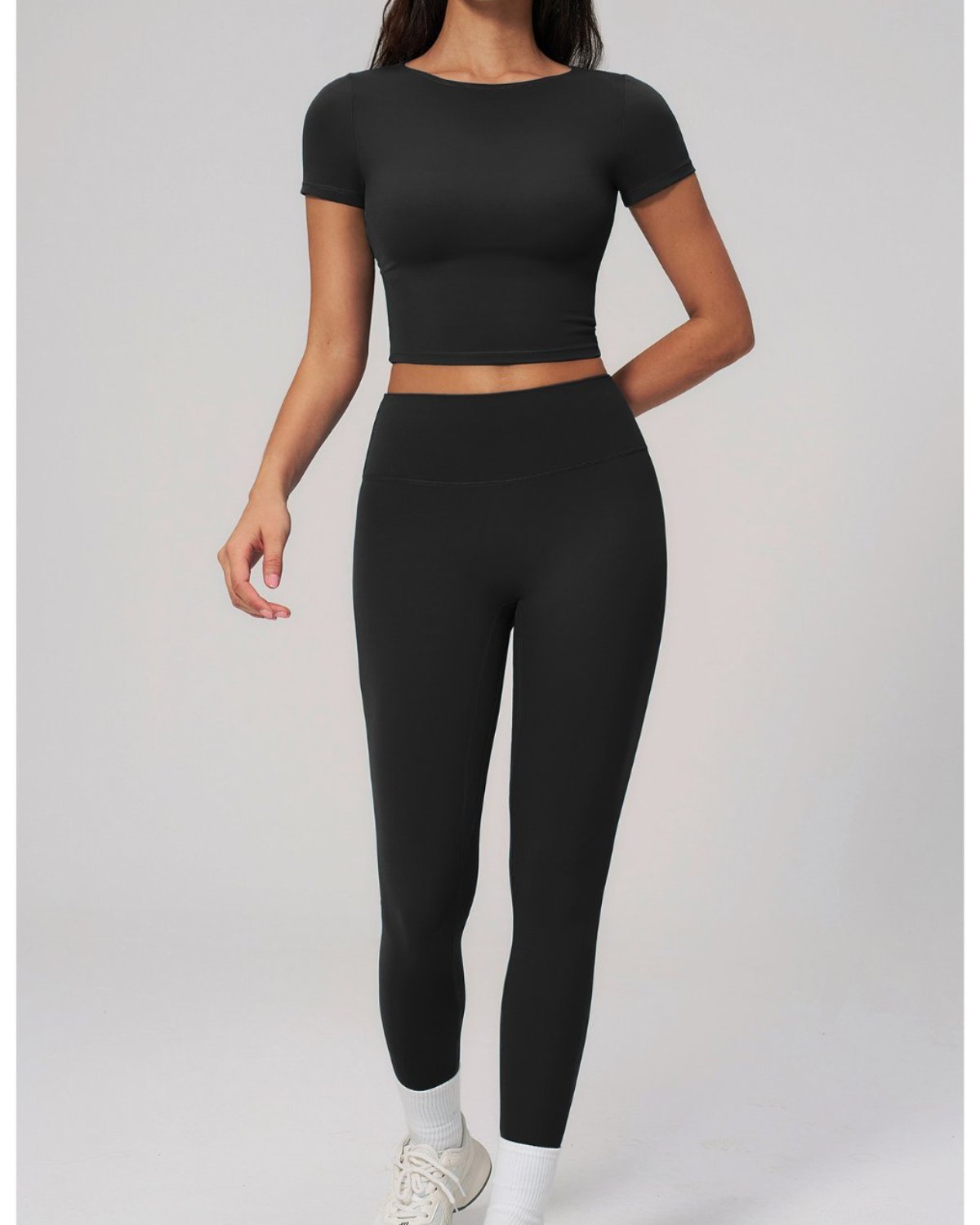 Women's Cut-and-Sew Yoga Set NS02-3 in Black