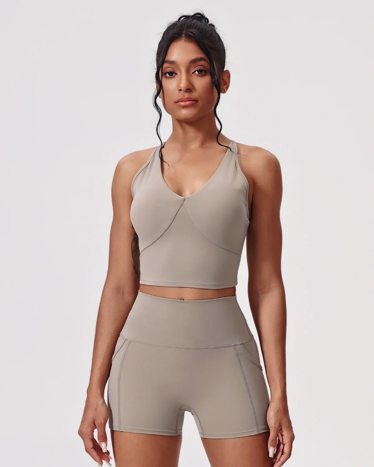 Women's Cut-and-Sew Yoga Set NS100 in Taupe Brown