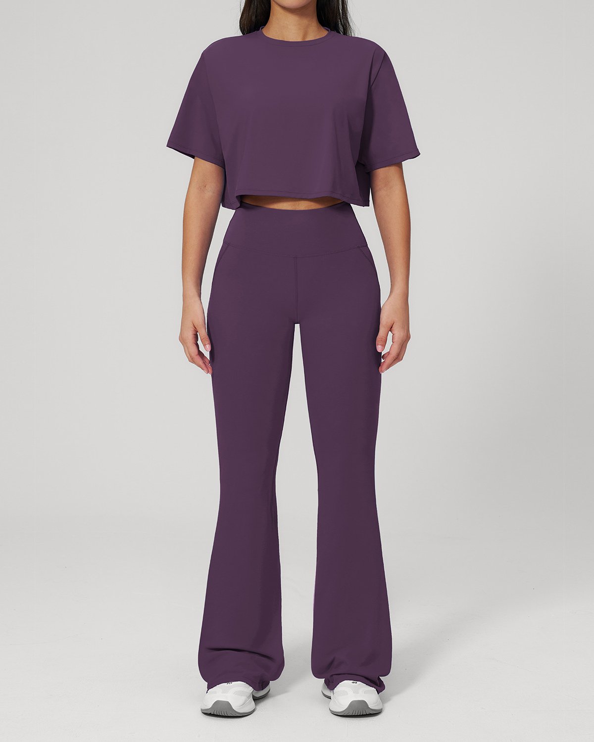 Women's Cut-and-Sew Yoga Set NS104 in Deep Purple