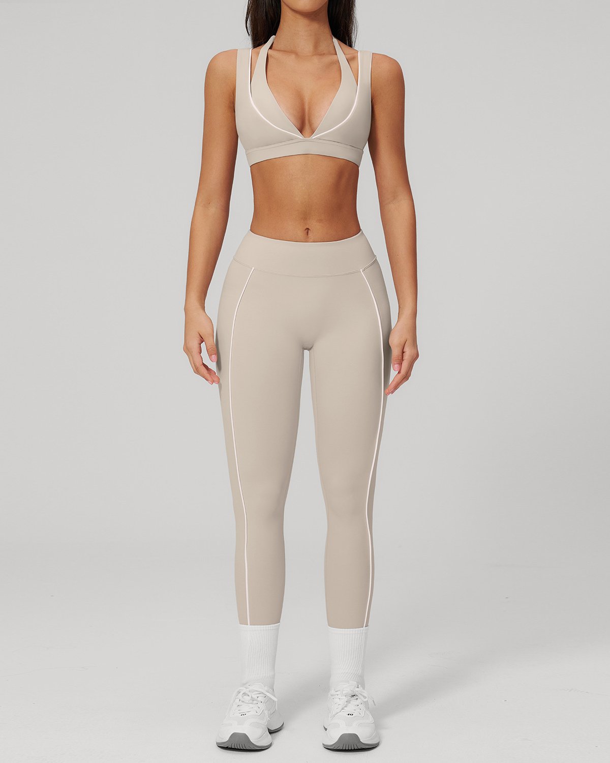 Women's Cut-and-Sew Yoga Set NS107 in Silver