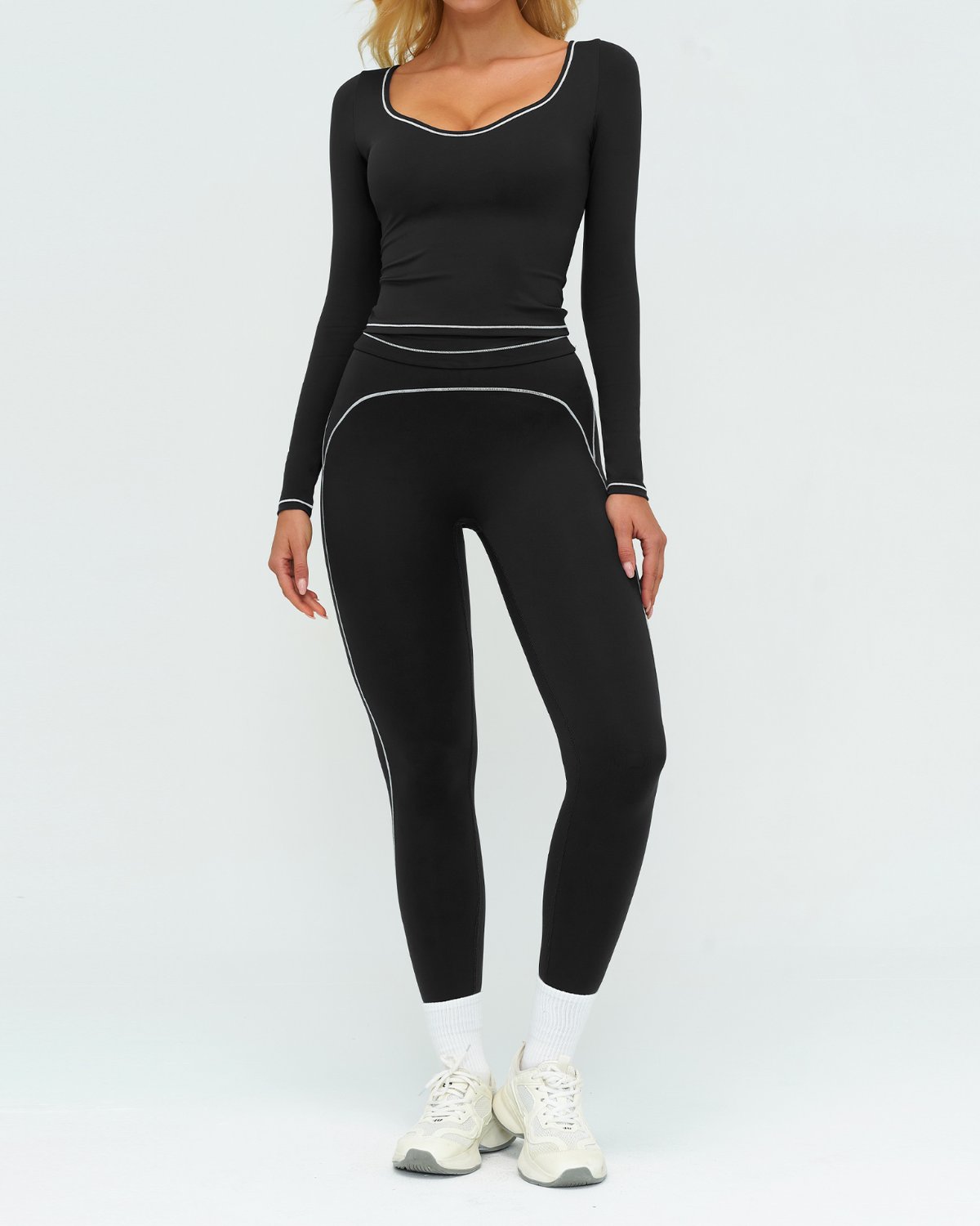 Women's Cut-and-Sew Yoga Set NS108-1 in Black