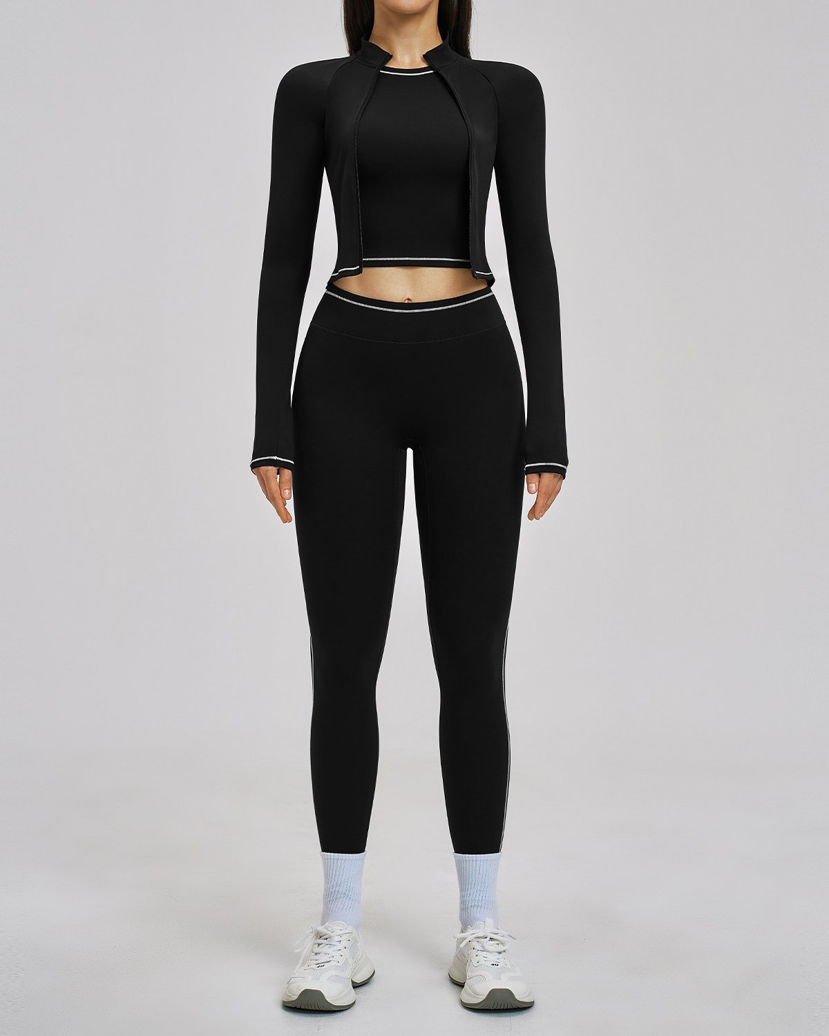 Women's Cut-and-Sew Yoga Set NS125 in Black