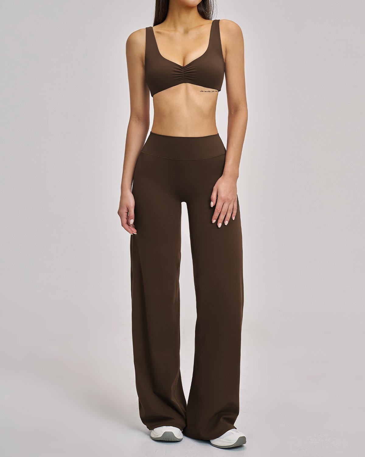 Women's Cut-and-Sew Yoga Set NS131 in Brown