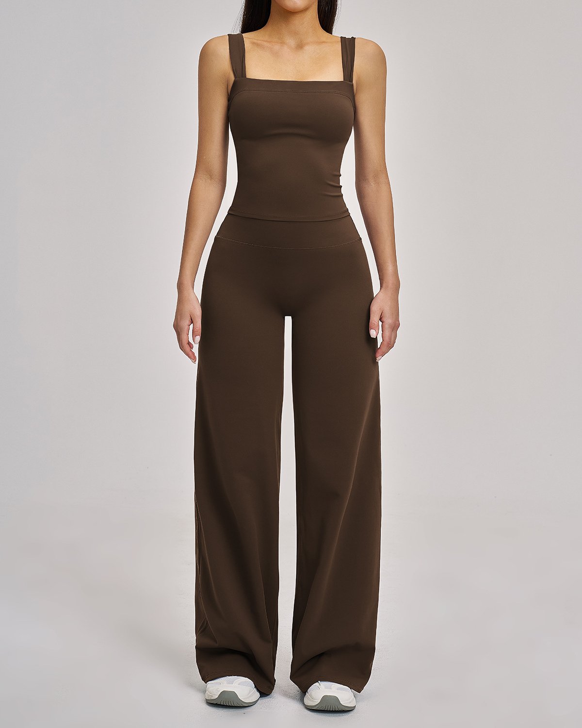 Women's Cut-and-Sew Yoga Set NS132 in Brown