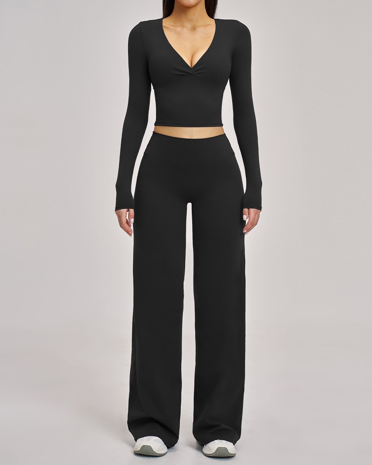 Women's Cut-and-Sew Yoga Set NS134 in Black