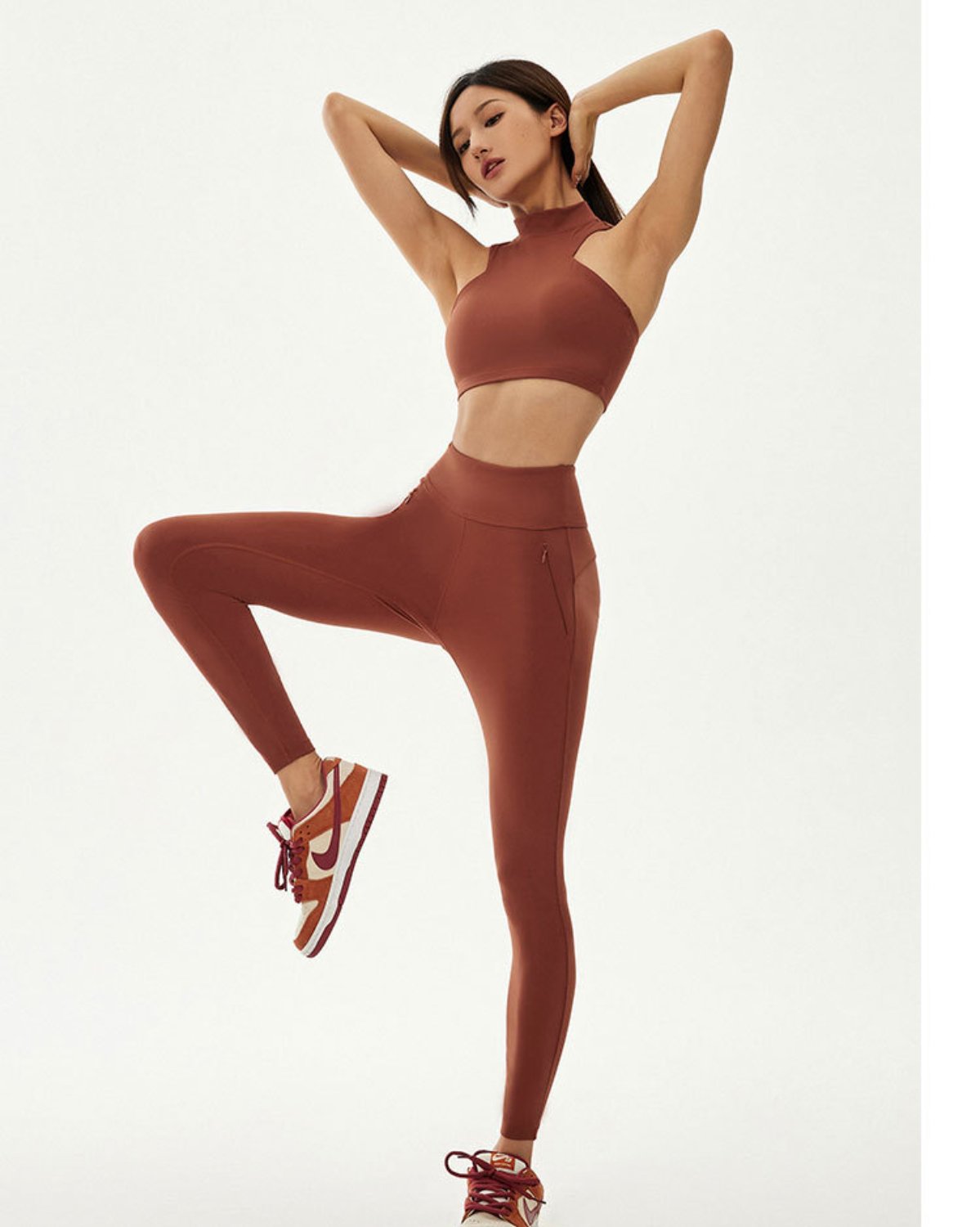 Women's Cut-and-Sew Yoga Set NS15 in Dark Red Brown