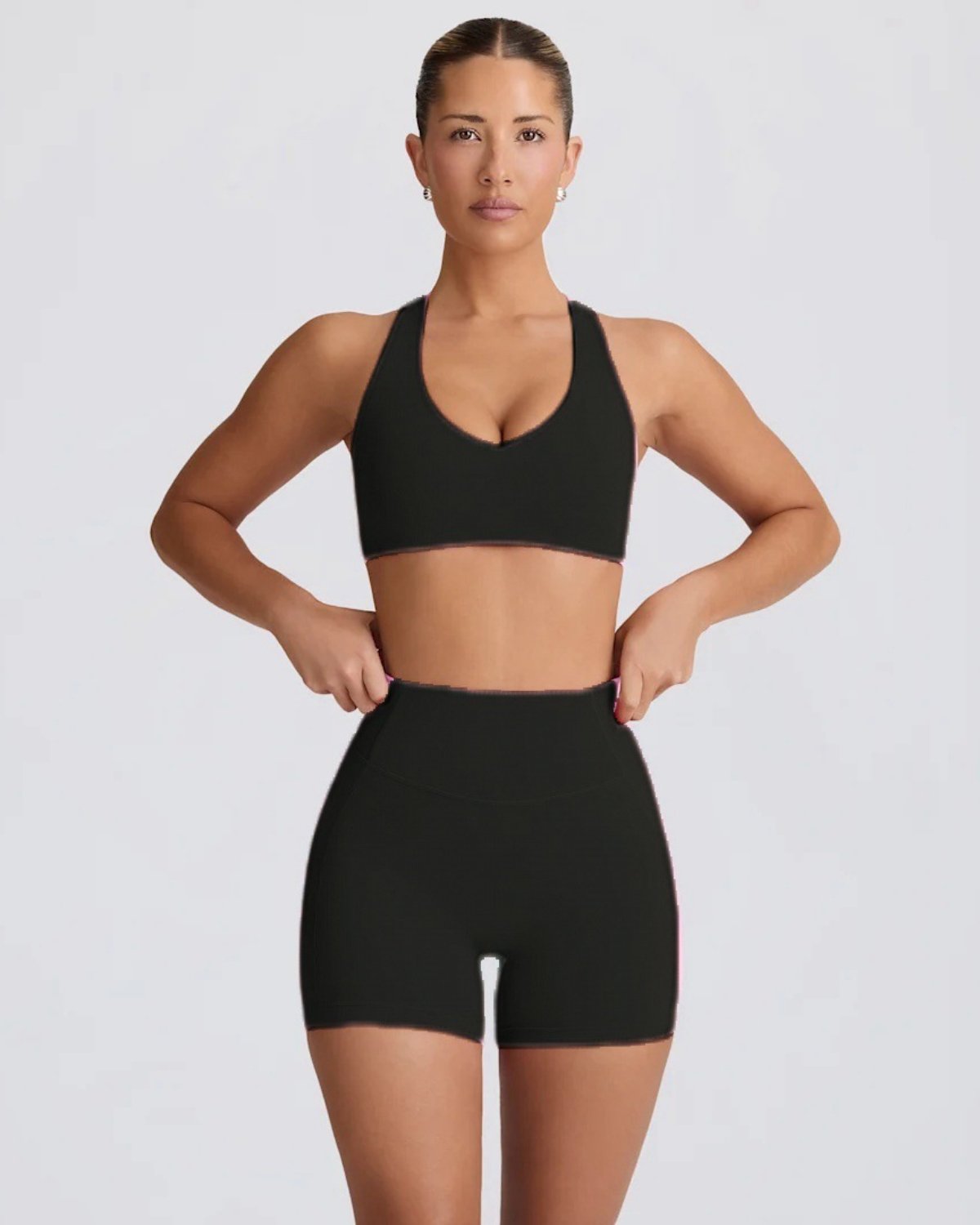 Women's Cut-and-Sew Yoga Set NS17 in Black