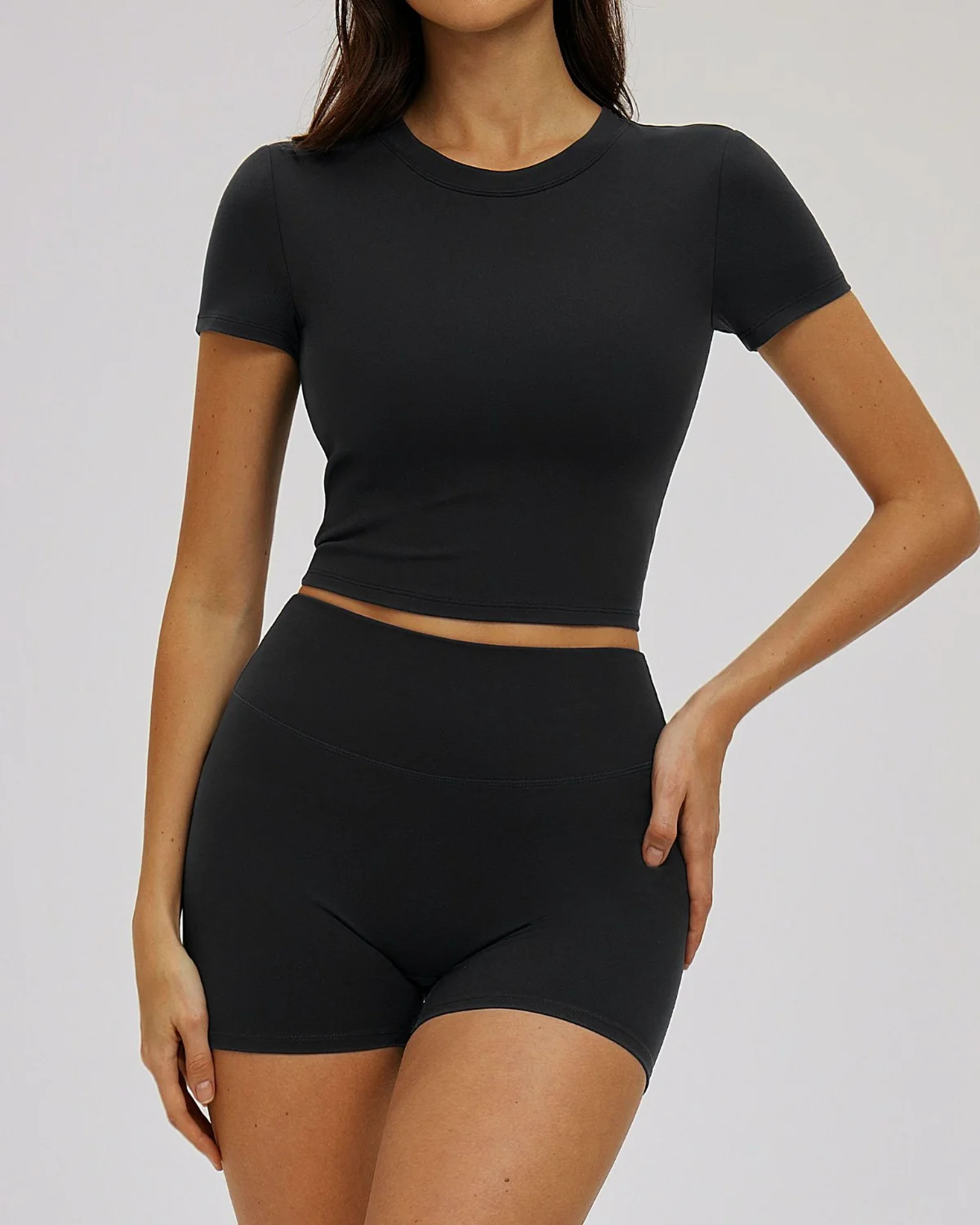 Women's Cut-and-Sew Yoga Set NS179 in Black