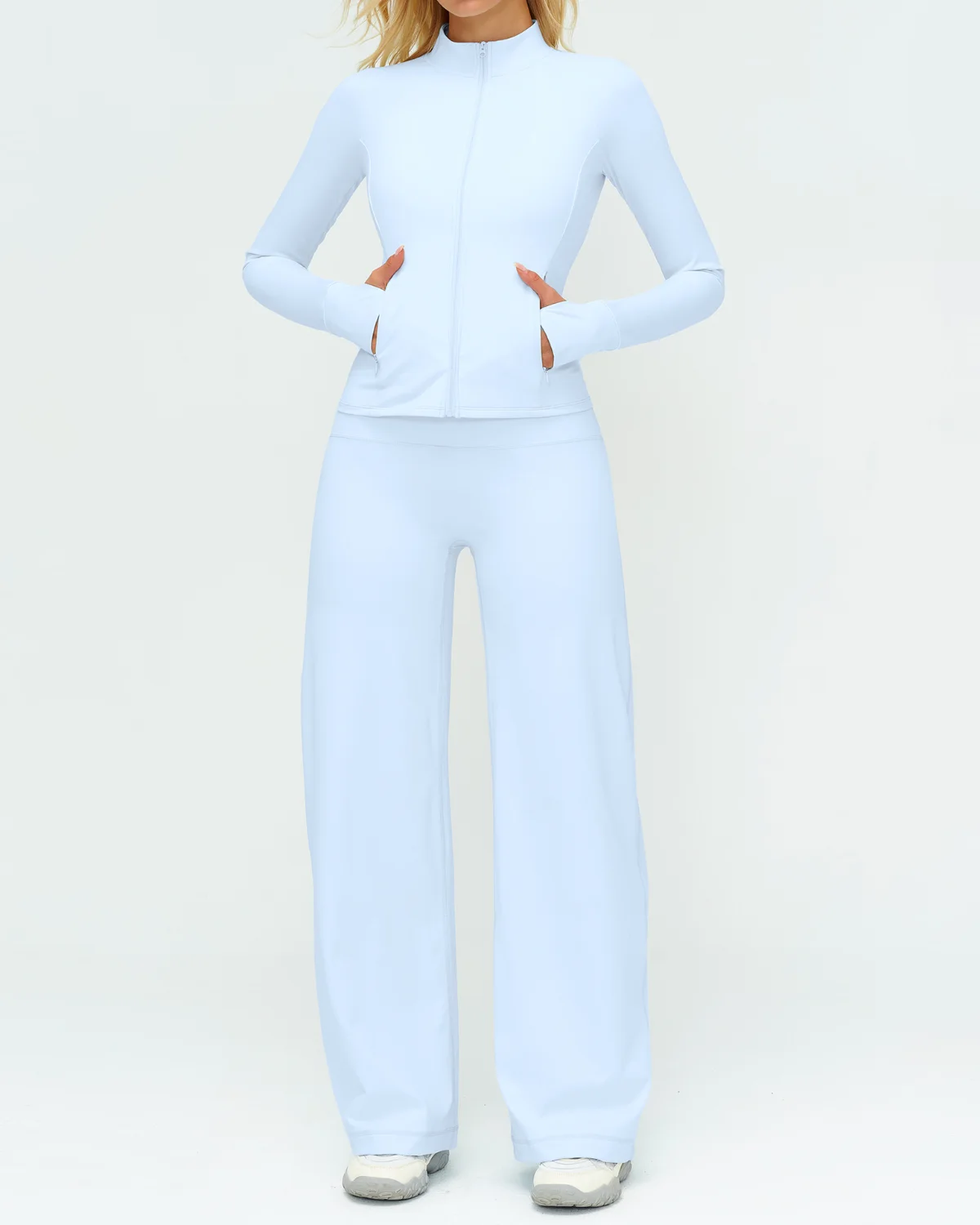 Women's Cut-and-Sew Yoga Set NS182 in Light Blue