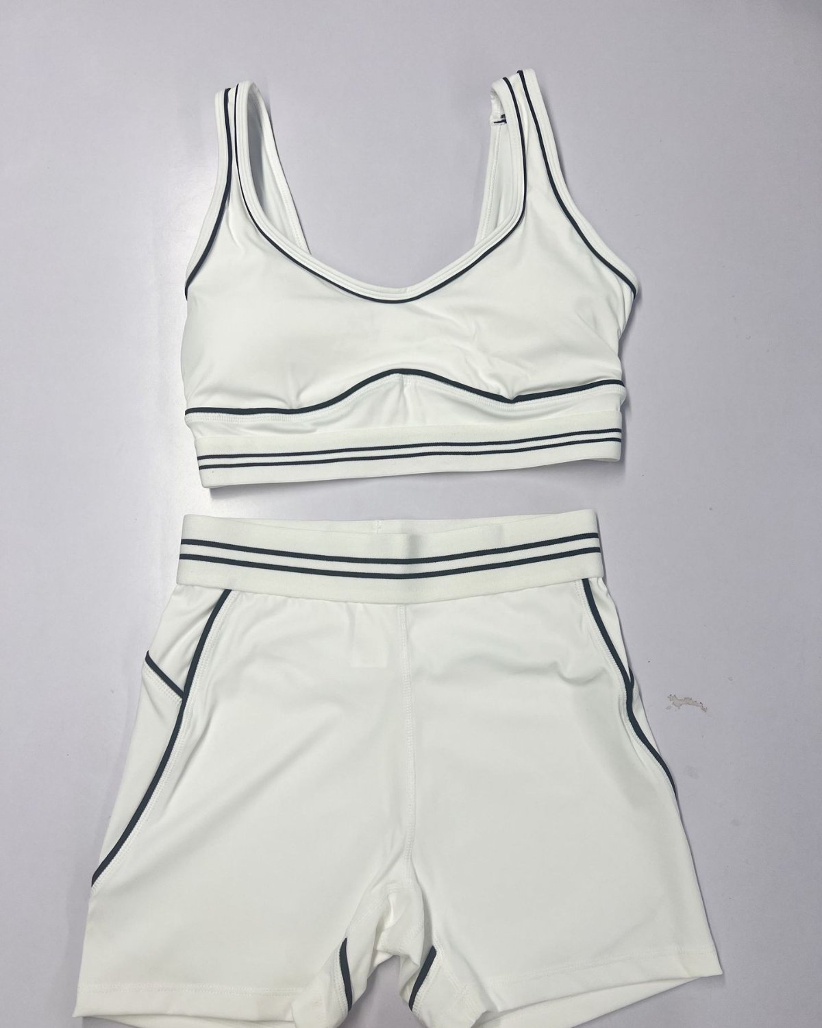 Women's Cut-and-Sew Yoga Set NS21 in White