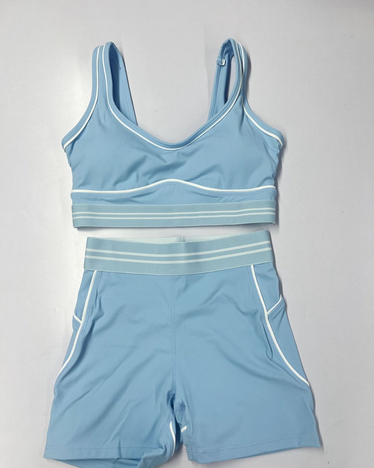 Women's Cut-and-Sew Yoga Set NS21 in Blue