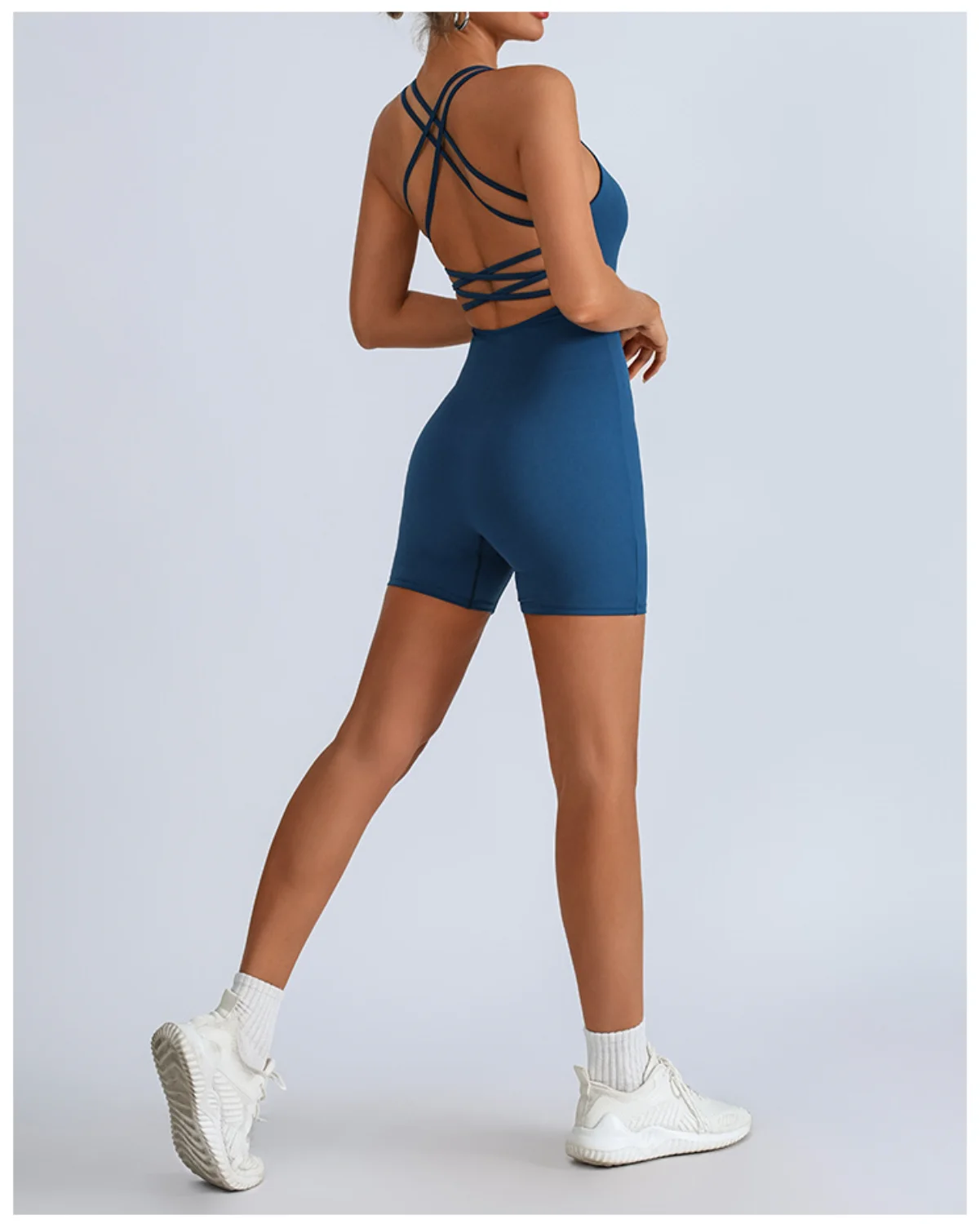 Women's Cut-and-Sew Yoga Set NS224 in Blue