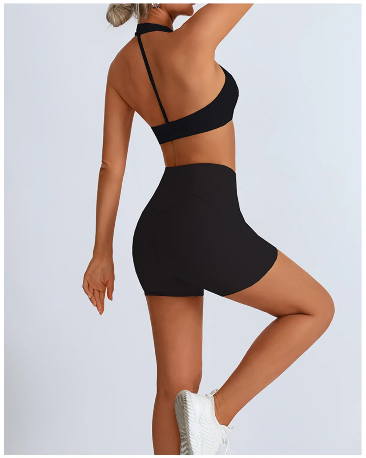 Women's Cut-and-Sew Yoga Set NS234 in Black