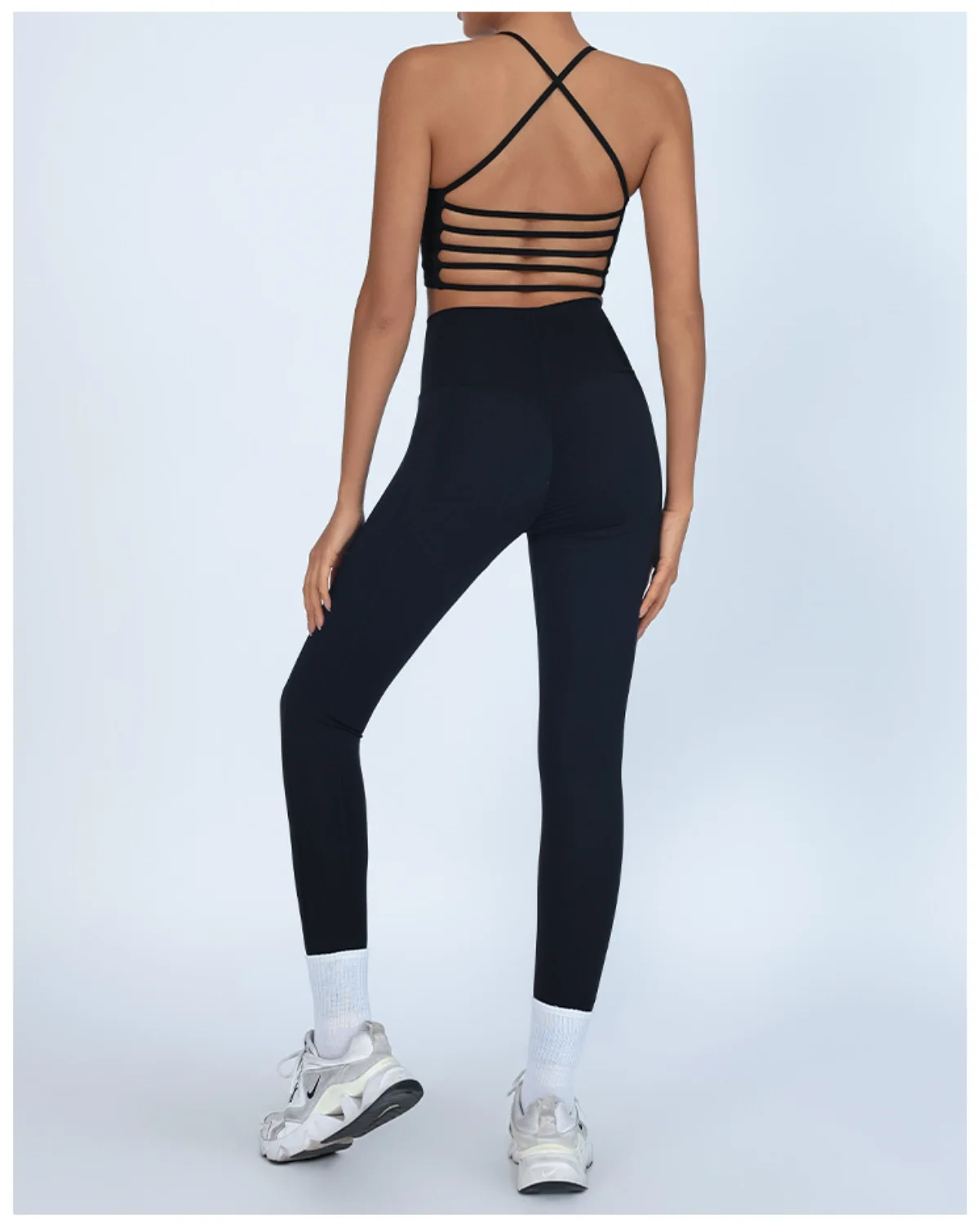 Women's Cut-and-Sew Yoga Set NS236 in Midnight Carbon Black
