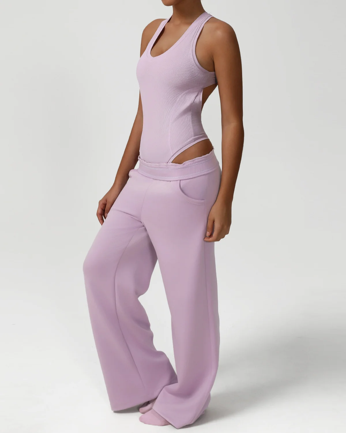 Women's Cut-and-Sew Yoga Set NS293 in Lavender