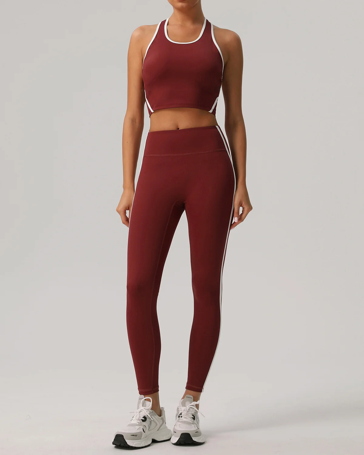 Women's Cut-and-Sew Yoga Set NS294 in Wine