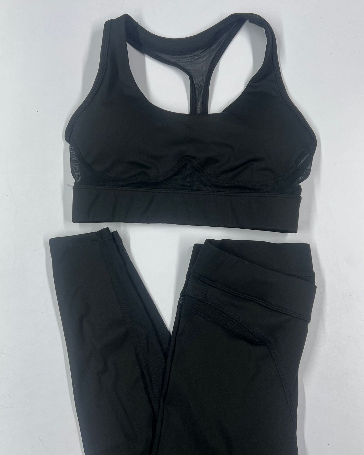 Women's Cut-and-Sew Yoga Set NS34 in Black