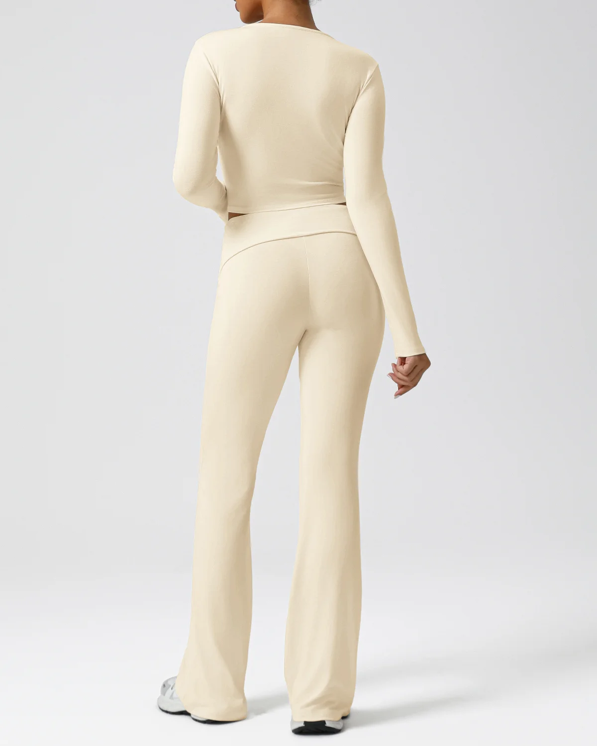 Women's Cut-and-Sew Yoga Set NS385 in White