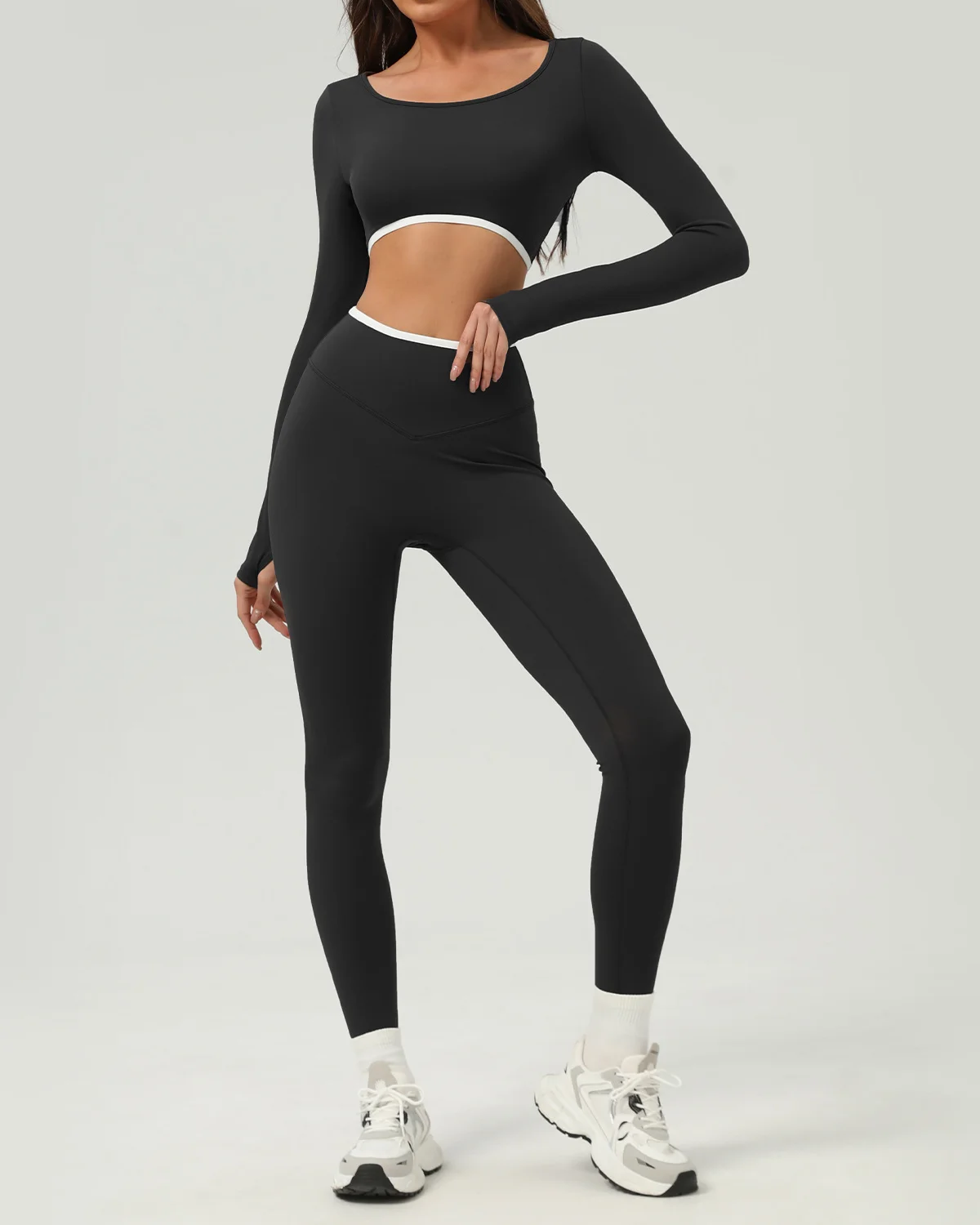 Women's Cut-and-Sew Yoga Set NS397 in Black