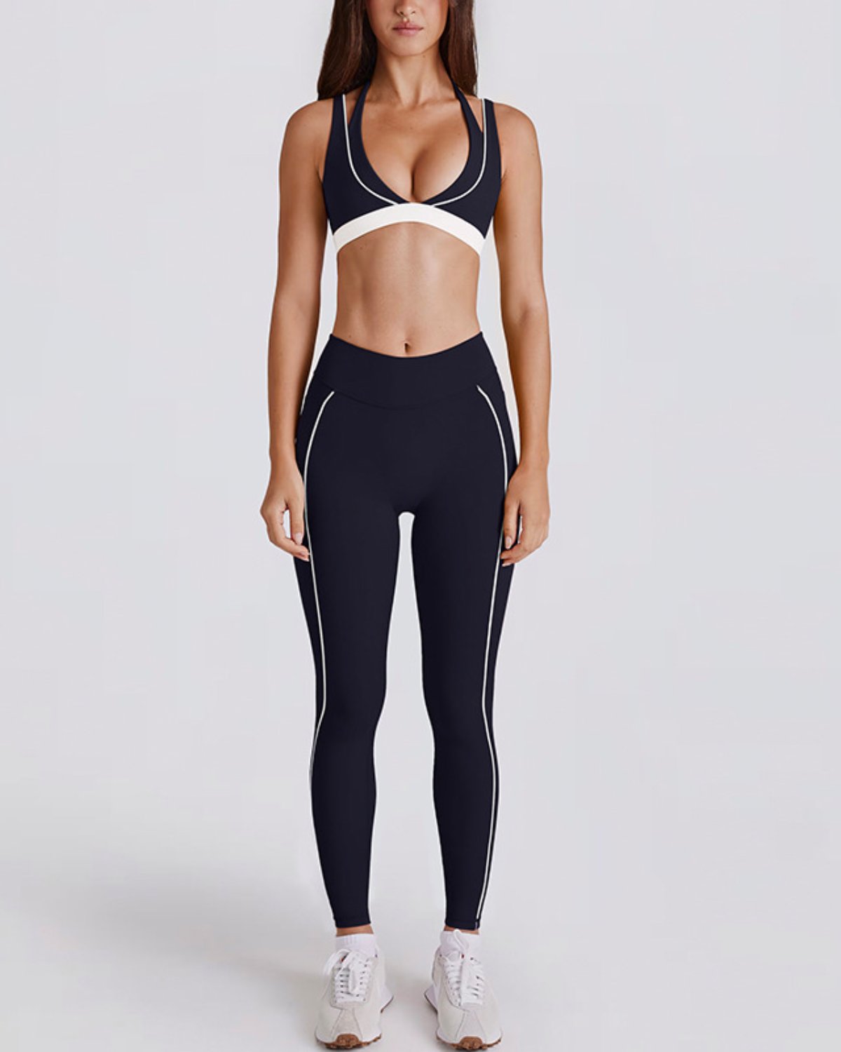 Women's Cut-and-Sew Yoga Set NS46-1 in Black