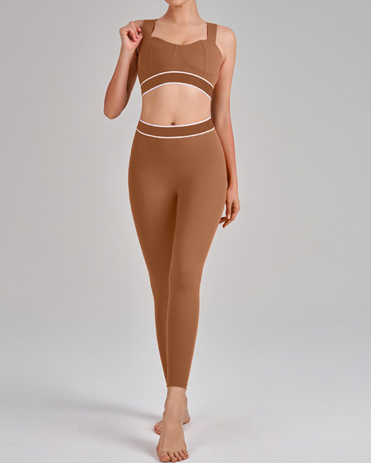 Women's Cut-and-Sew Yoga Set NS55 in Brown