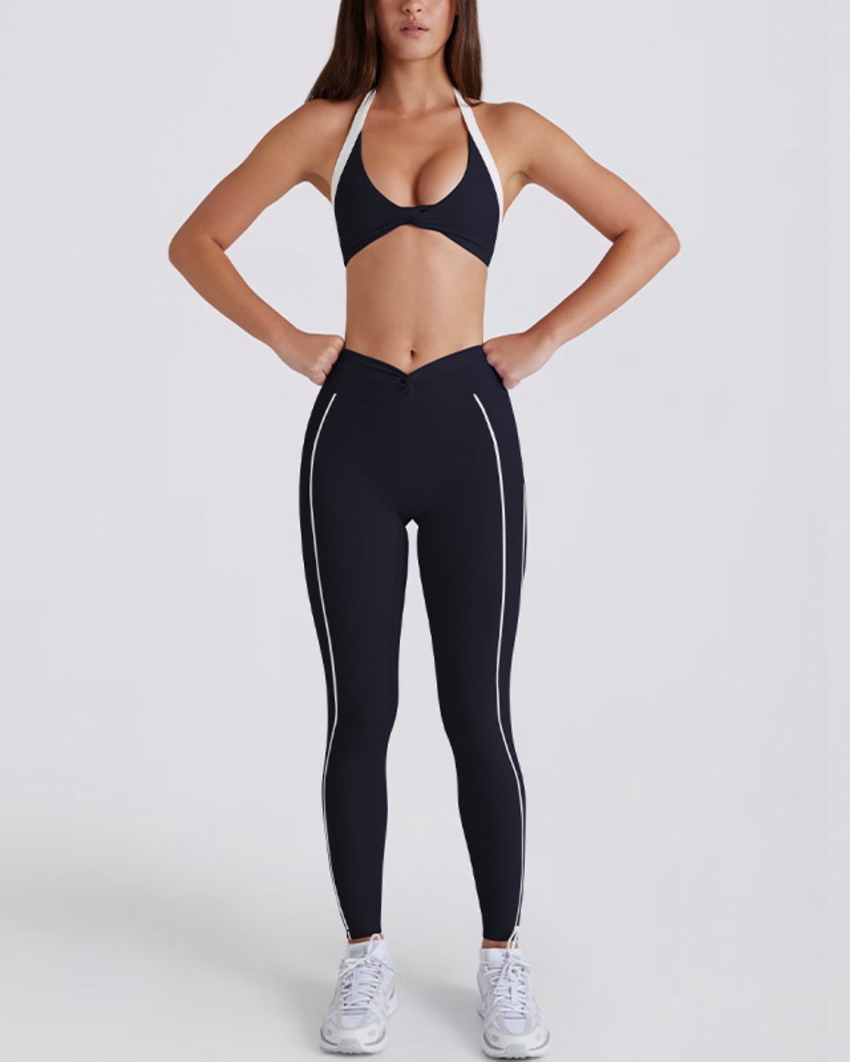 Women's Cut-and-Sew Yoga Set NS57 in Black