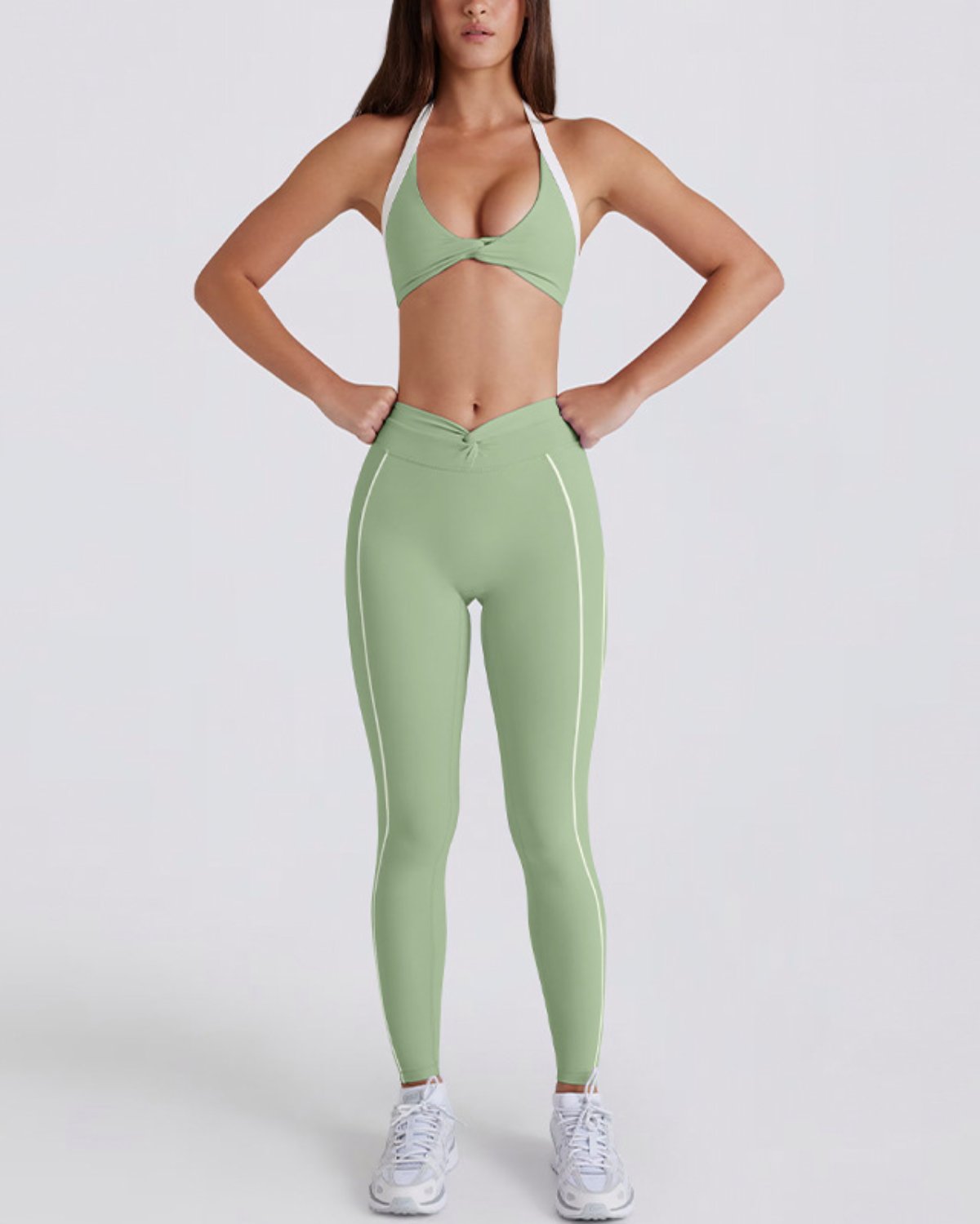 Women's Cut-and-Sew Yoga Set NS57 in Green