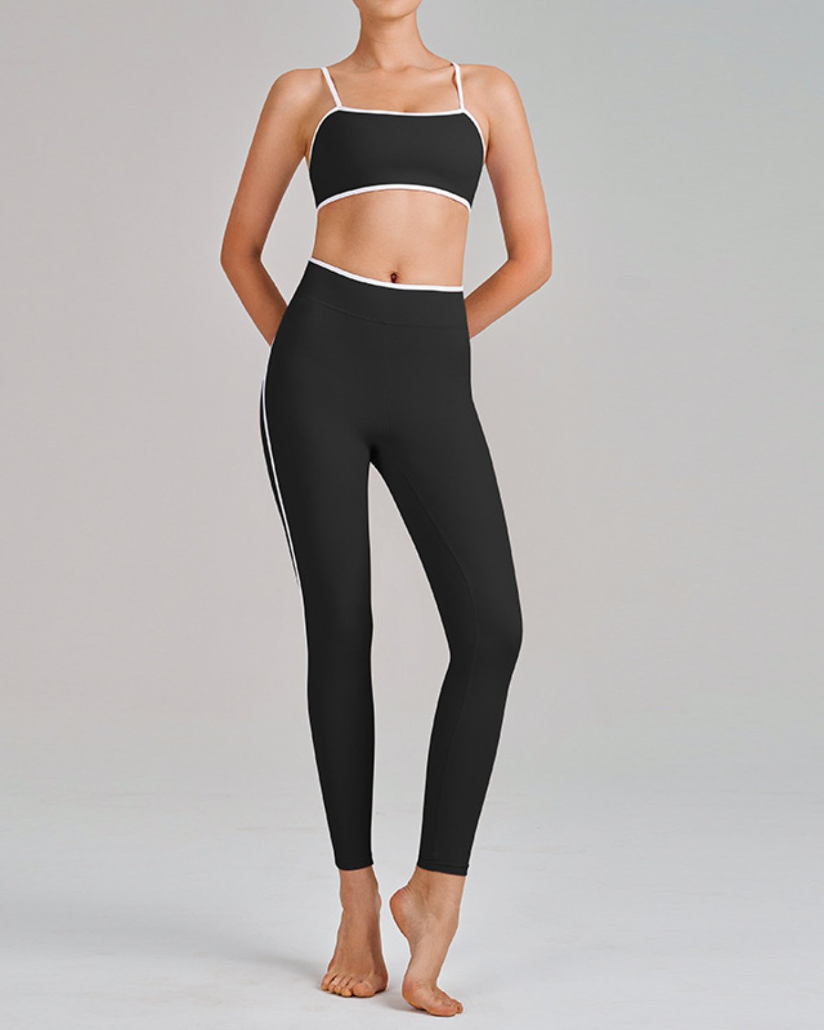 Women's Cut-and-Sew Yoga Set NS59 in Black