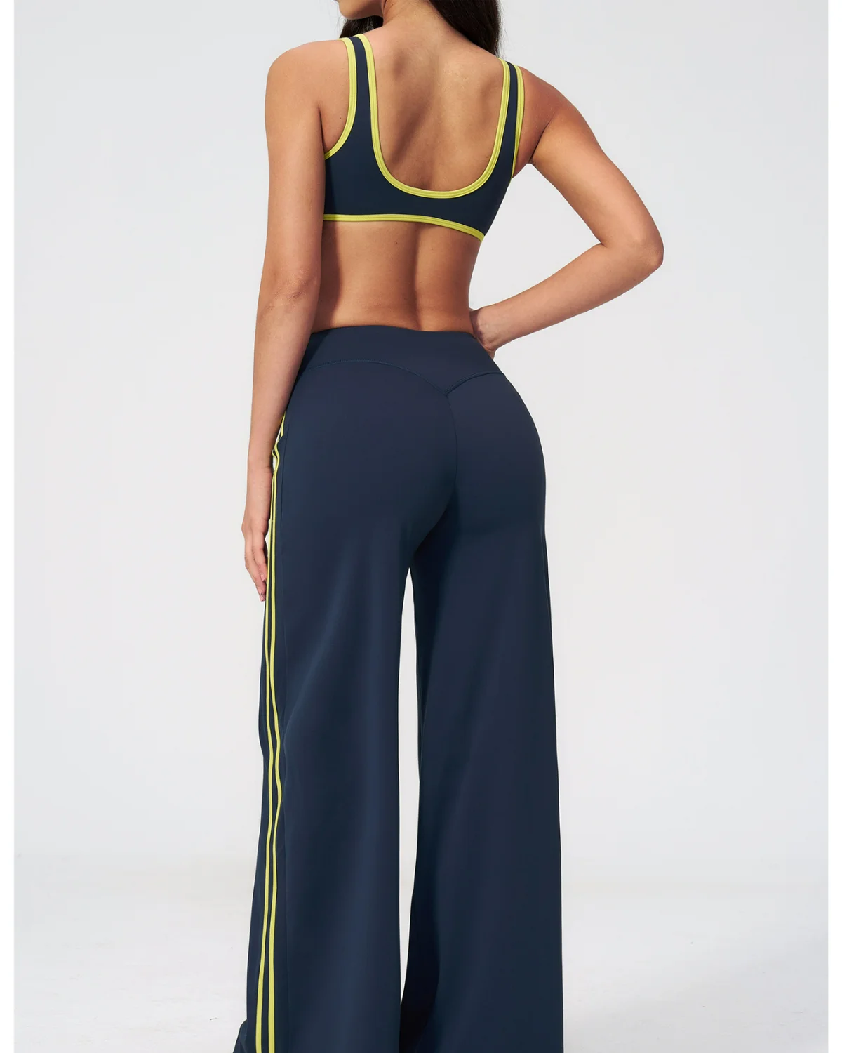 Women's Cut-and-Sew Yoga Set NS598 in Navy