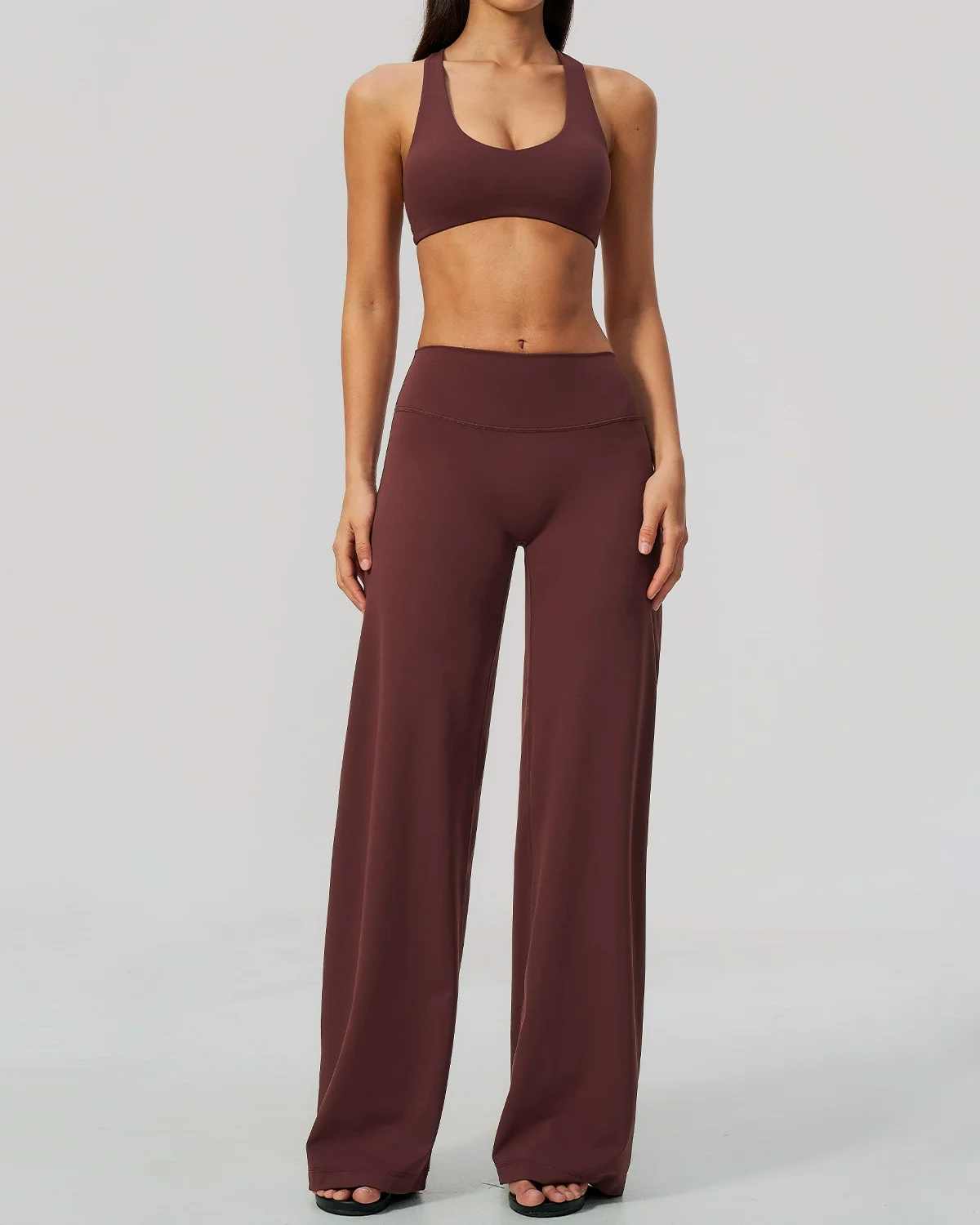 Women's Cut-and-Sew Yoga Set NS600 in Wine