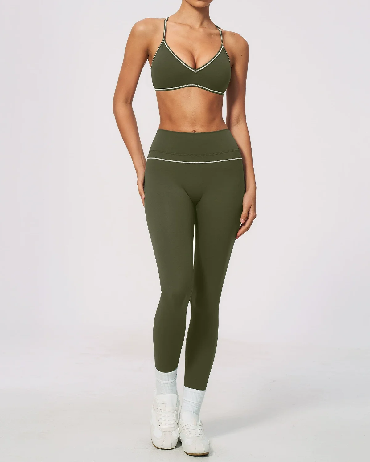 Women's Cut-and-Sew Yoga Set NS610-1 in Green