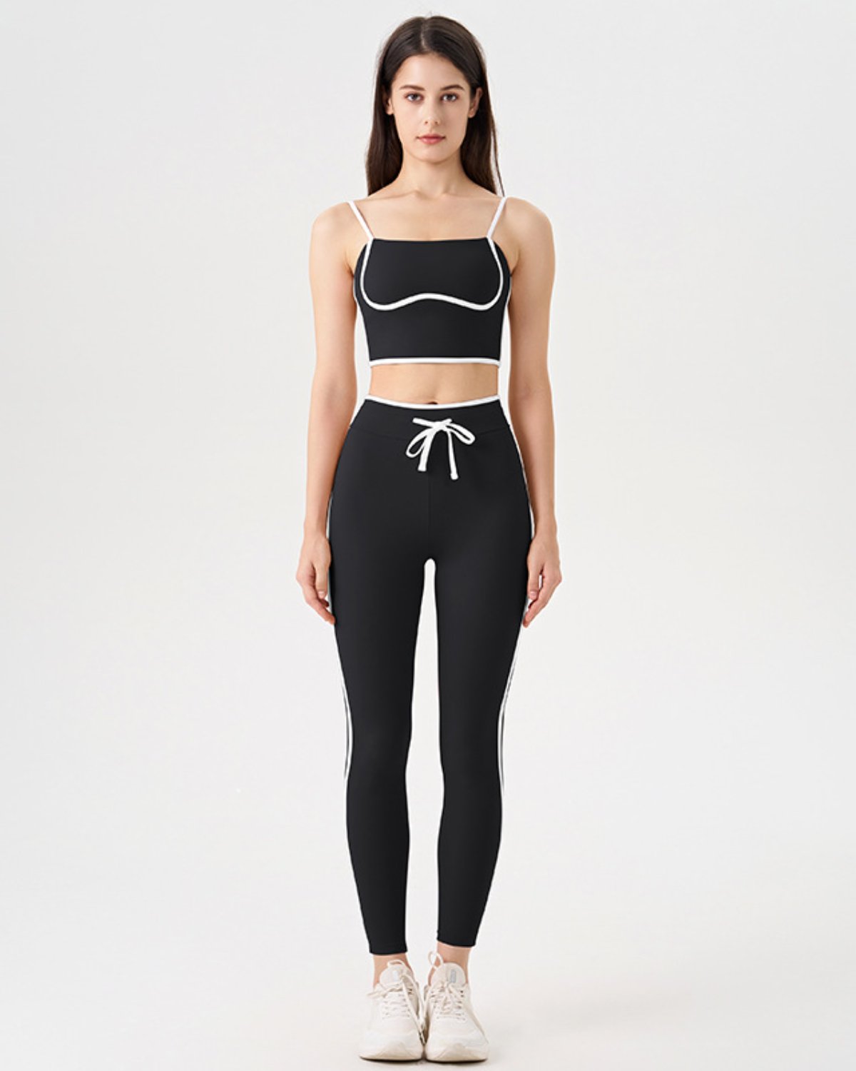Women's Cut-and-Sew Yoga Set NS62 in Black'