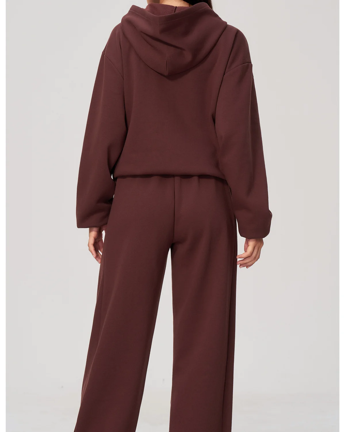 Women's Cut-and-Sew Yoga Set NS624 in Wine