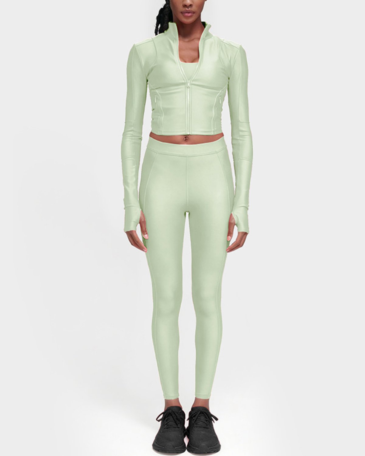 Women's Cut-and-Sew Yoga Set NS70 in Mint Green