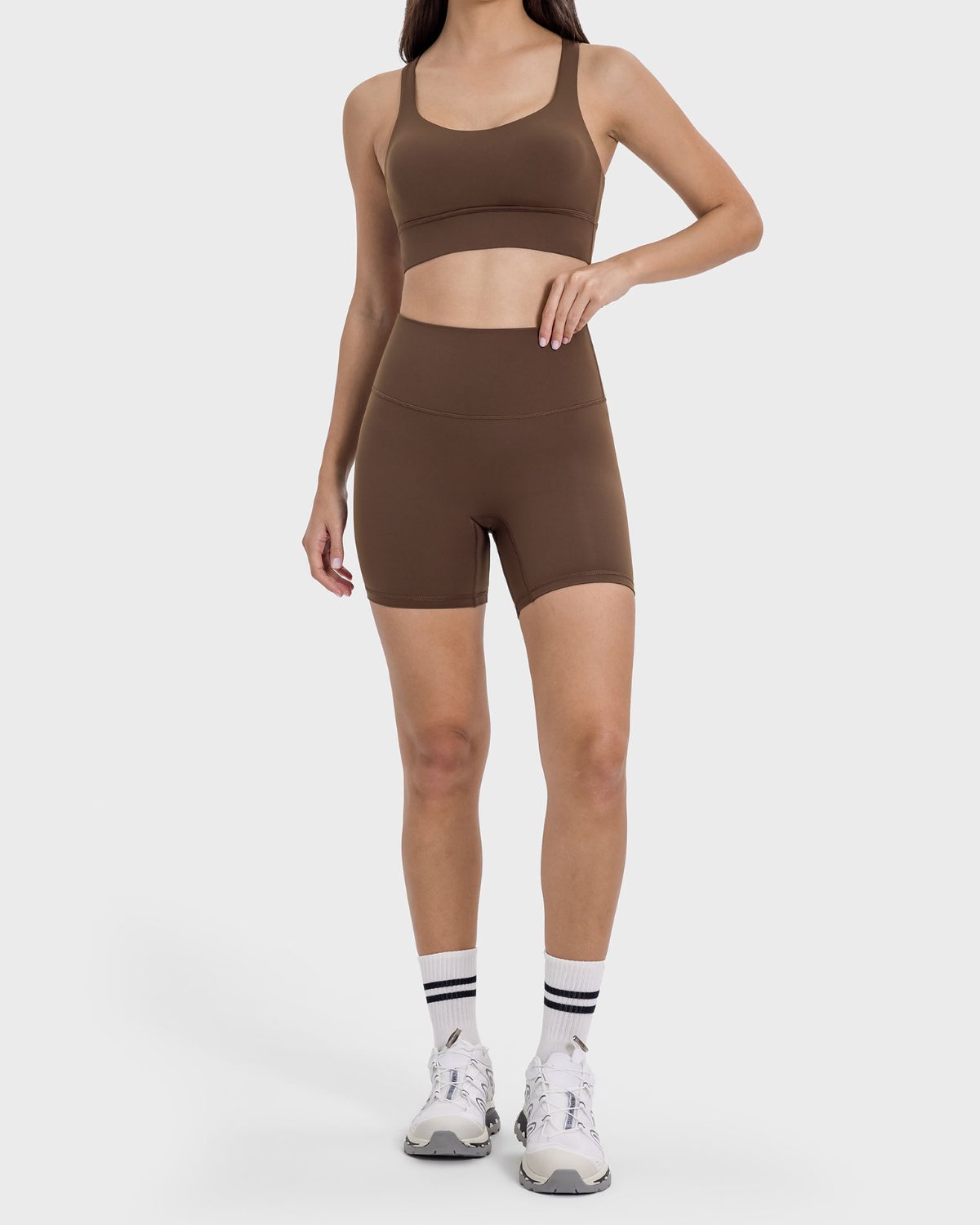 Women's Cut-and-Sew Yoga Set NS81 in Dark Chestnut Brown