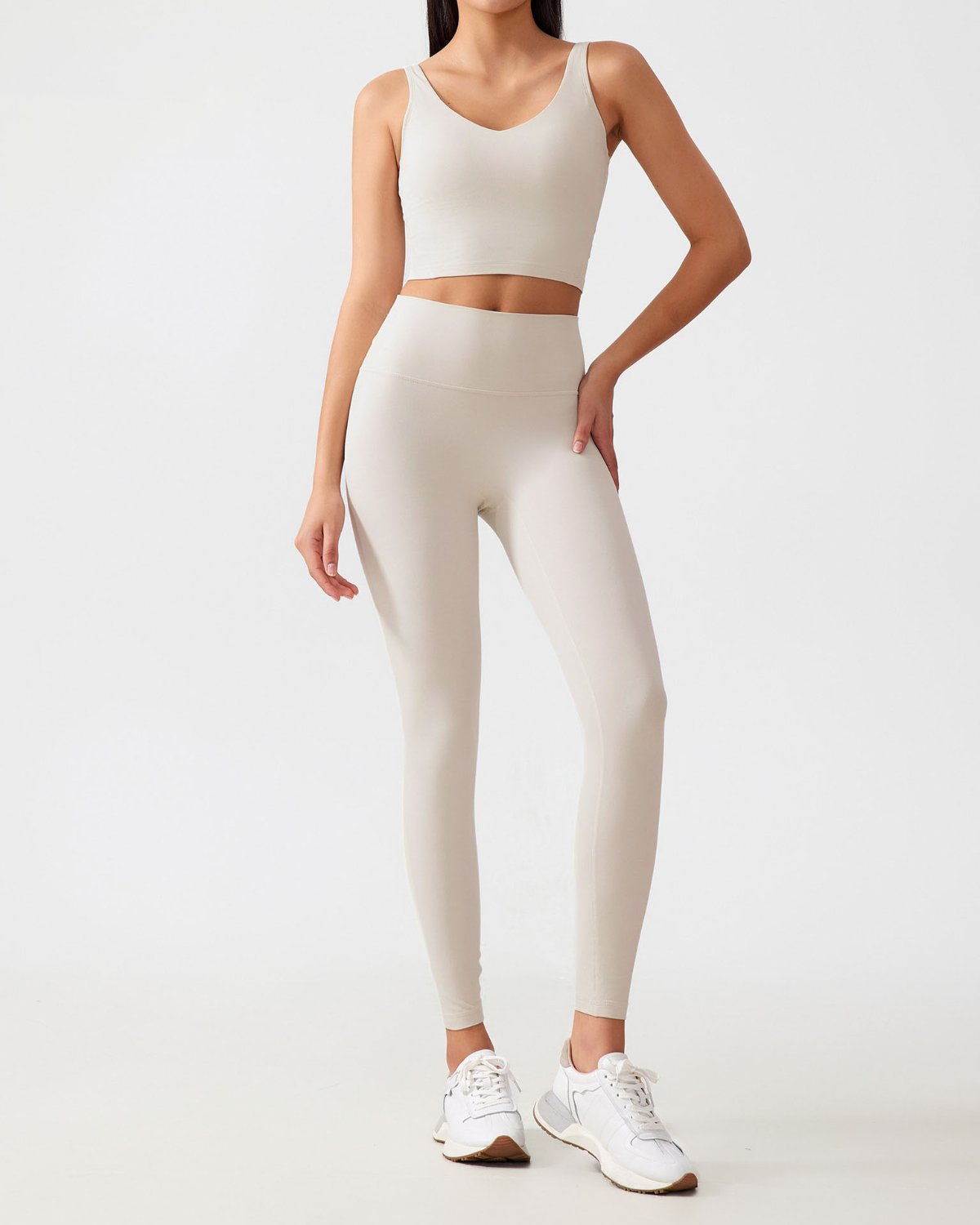 Women's Cut-and-Sew Yoga Set NS82 in White
