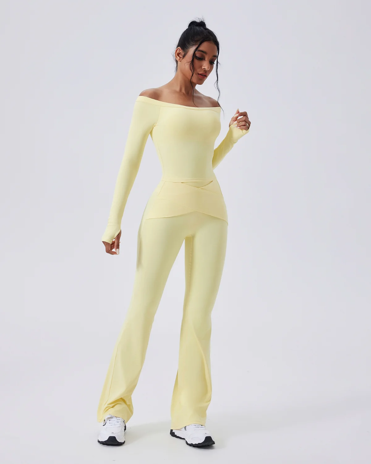 Women's Cut-and-Sew Yoga Set NS91 in Yellow