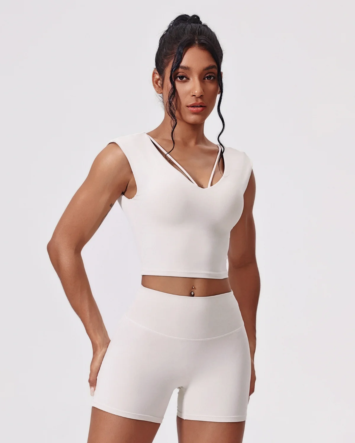 Women's Cut-and-Sew Yoga Set NS99 in White