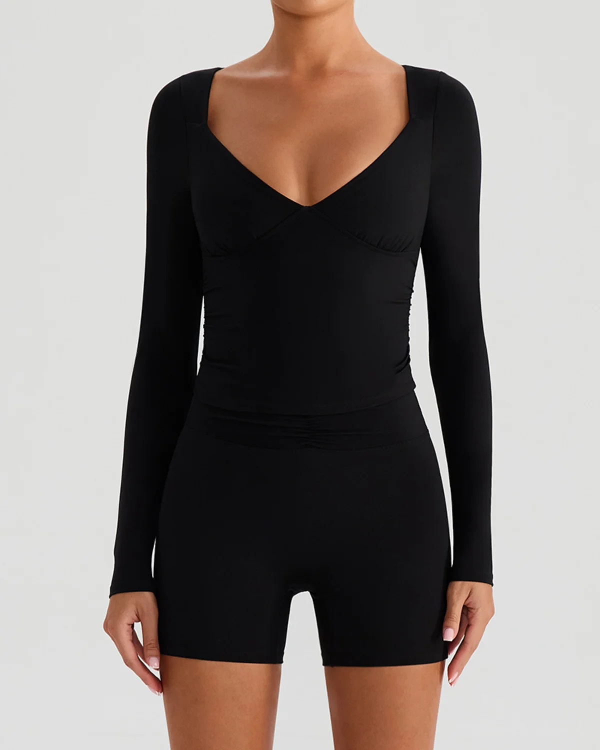 Women's Long-Sleeve Yoga Top NT79 in Black