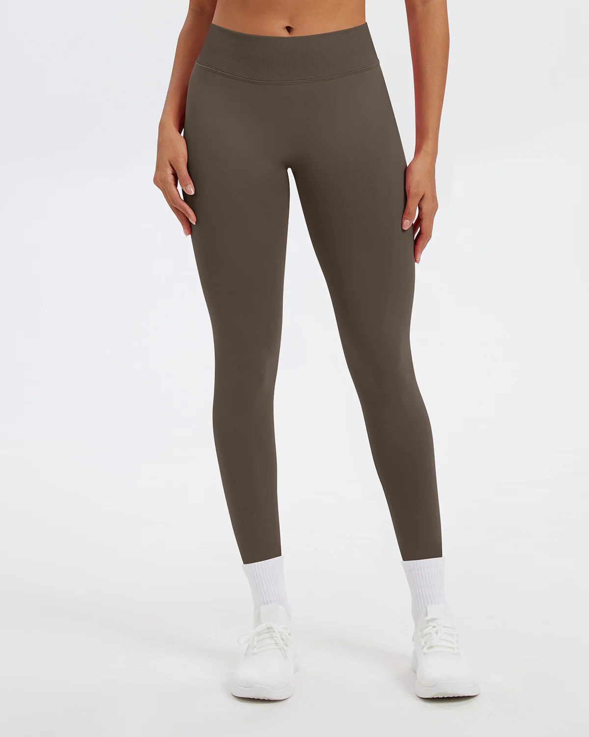 Women's Seamless Yoga Leggings SP40 in Dark Olive