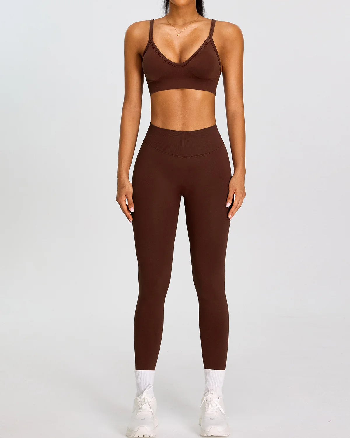 Women's Seamless Yoga Set SS153-1 in brown