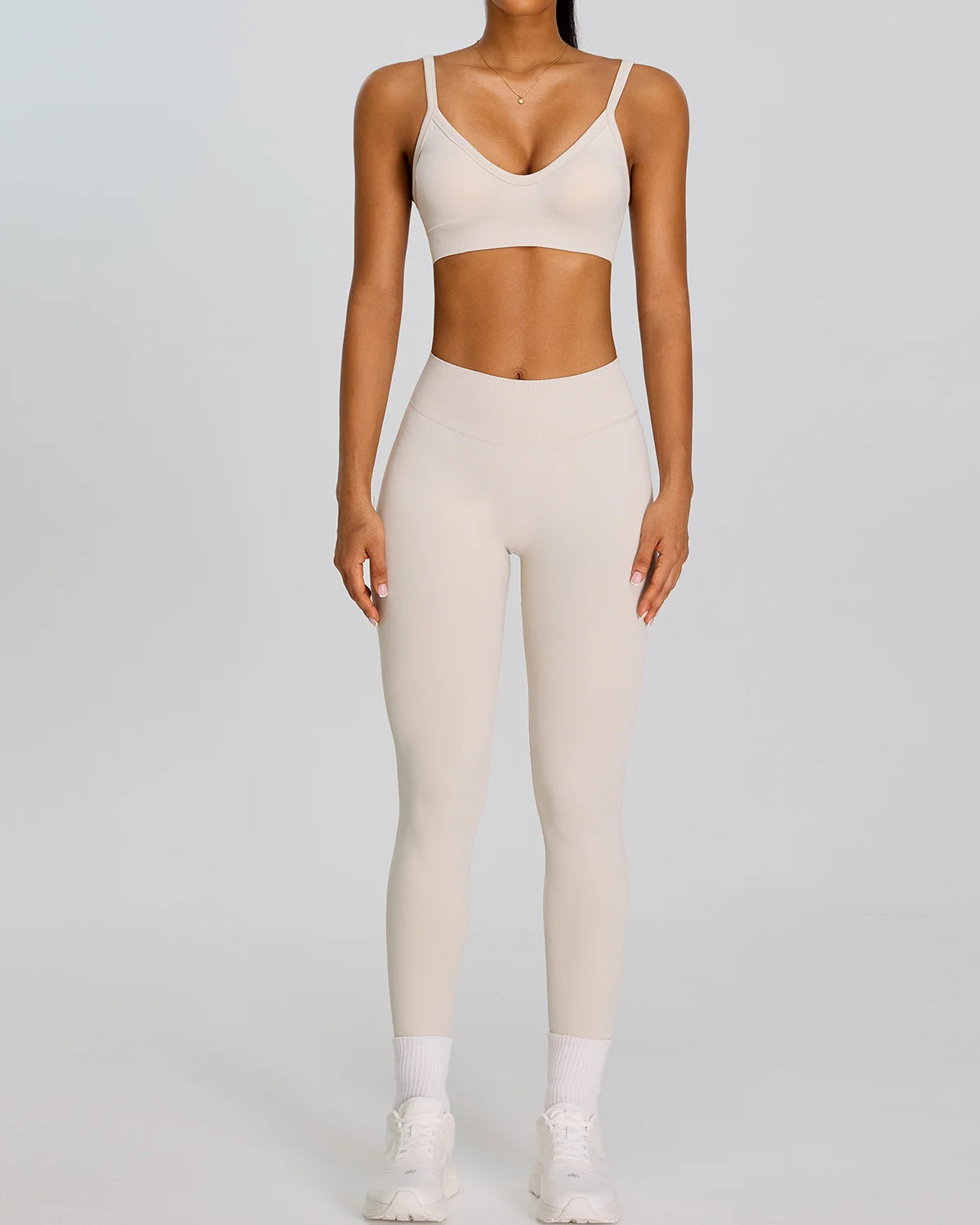 Women's Seamless Yoga Set SS153-1 in white