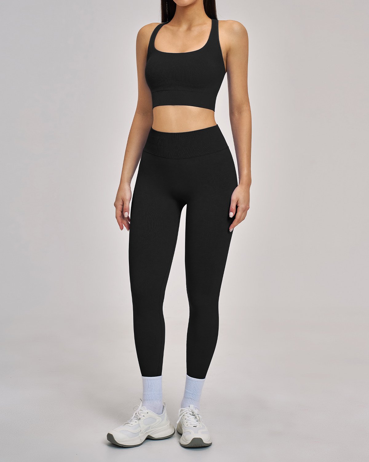 Women's Seamless Yoga Set SS32-2 in Black