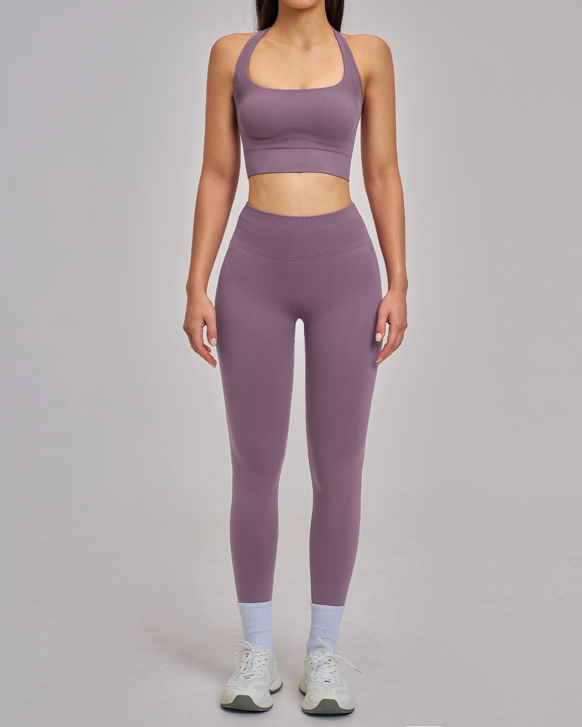 Women's Seamless Yoga Set SS32-2 in Purple