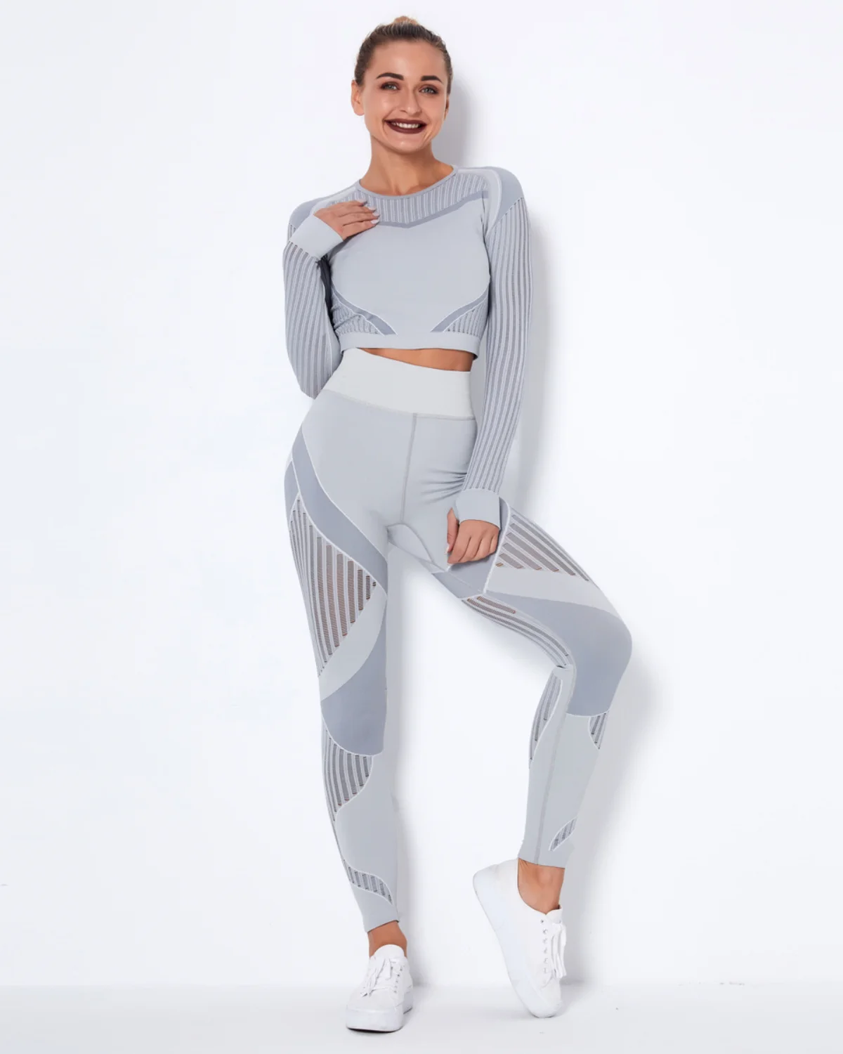Women's Seamless Yoga Set SS57 in Light Grey