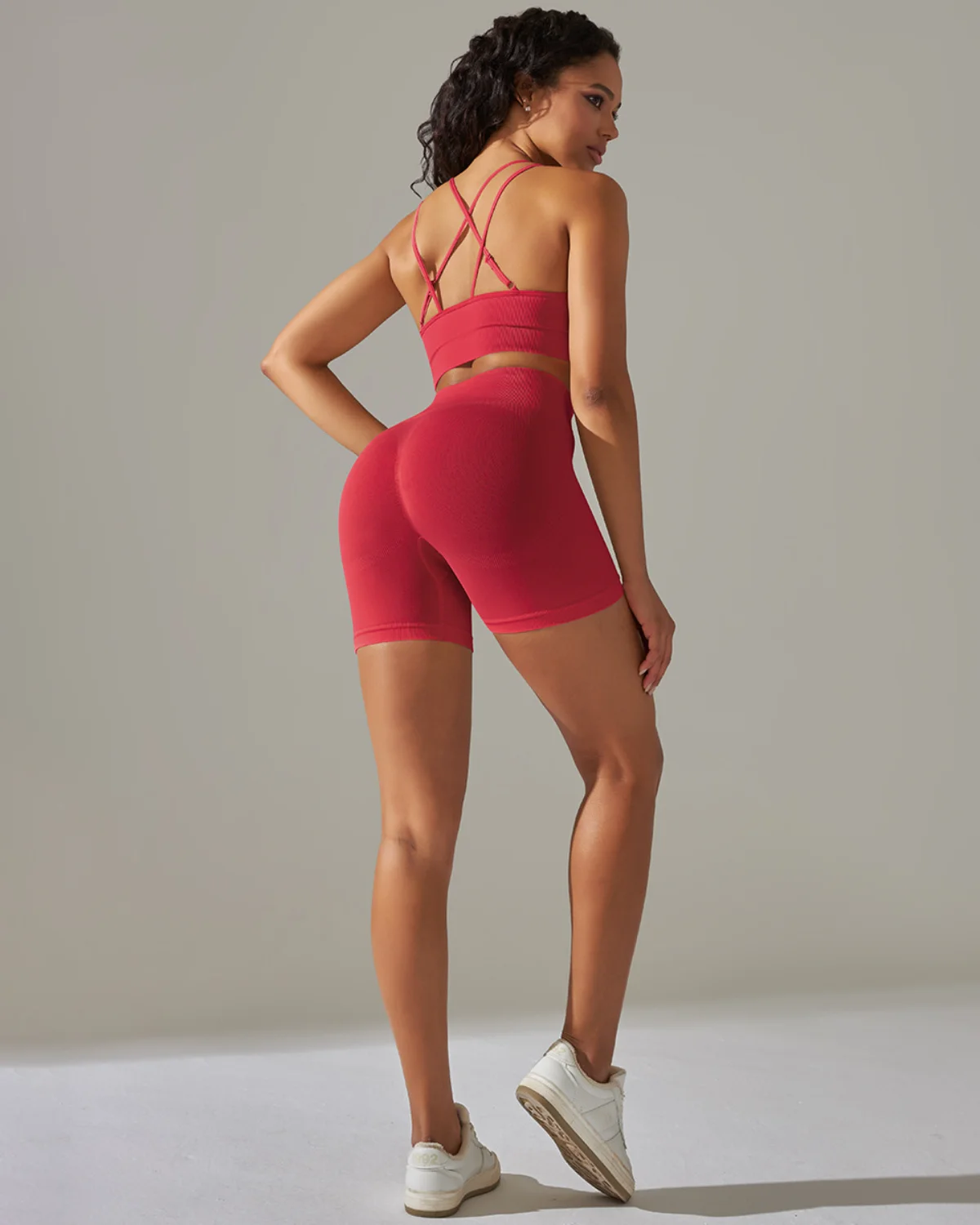 Women's Seamless Yoga Set SS63 in Coral Red